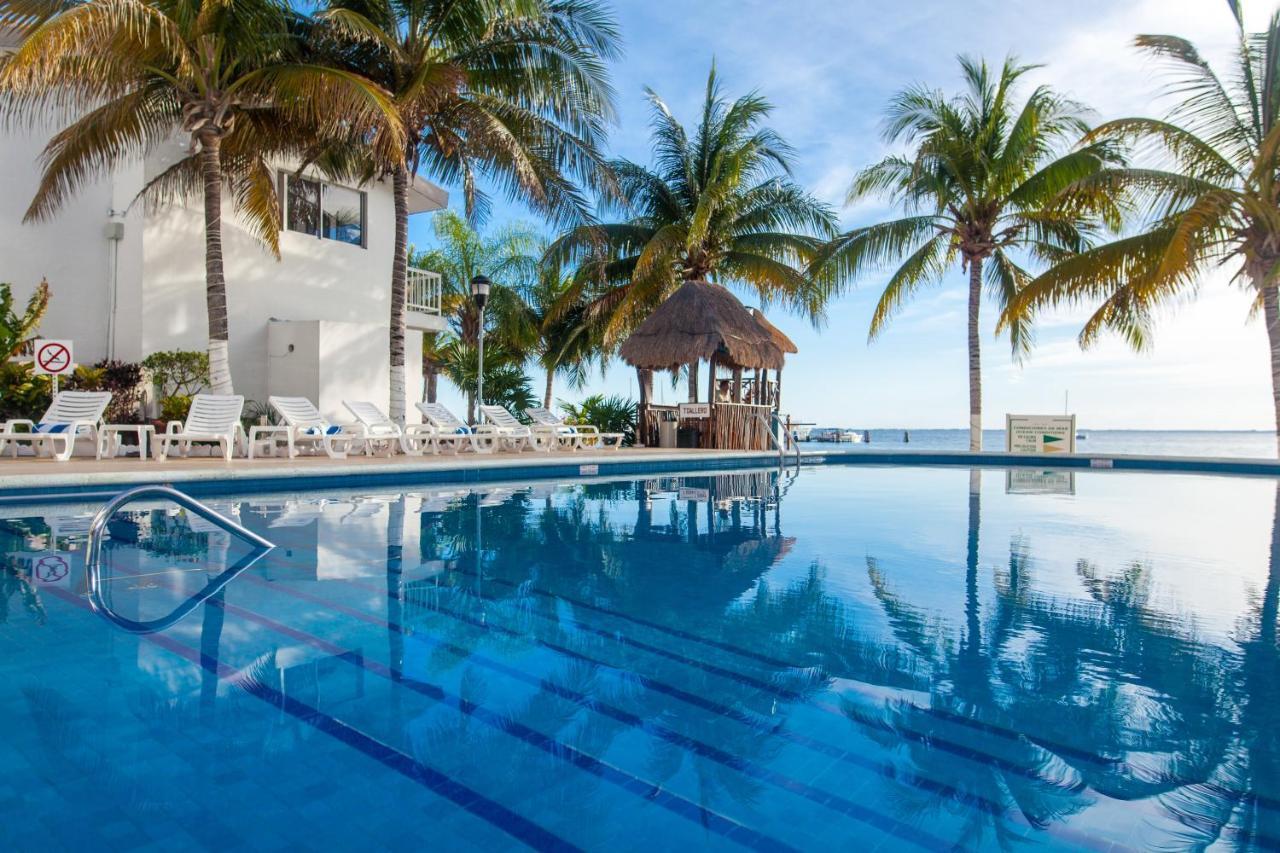 HOLIDAY INN CANCUN ARENAS | ⋆⋆⋆⋆ | MEXICO | SEASON DEALS FROM $168